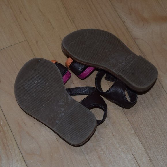 GAP Baby Toddler Girls' Sz 3 Sandals - Some Scuffs - Picture 4 of 5
